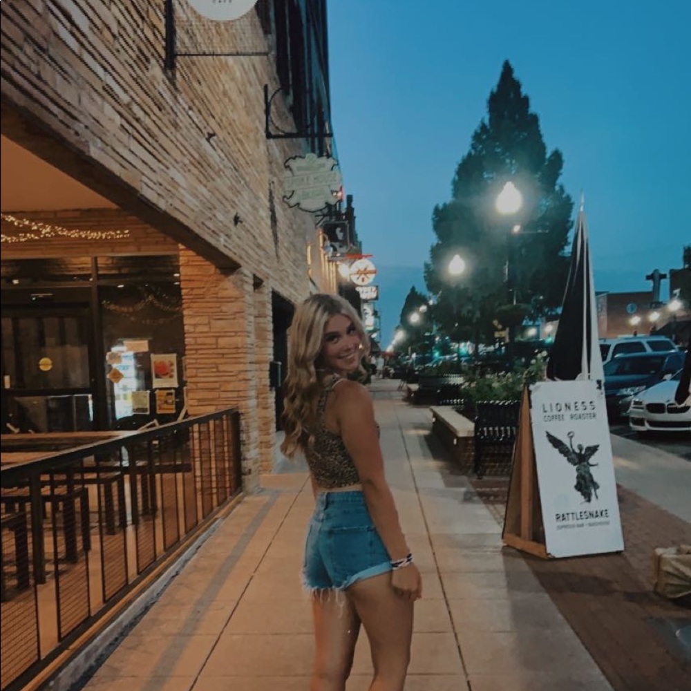 Meet your Posher, Piper